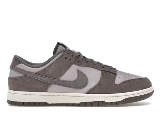 Nike Dunk Low SE Platinum Violet Cave Stone